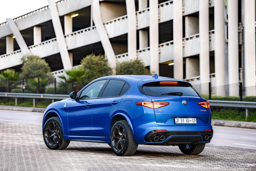  Alfa Romeo Stelvio Quadrifoglio (949) 2019 года  (ZA) (фото 37 из 42)